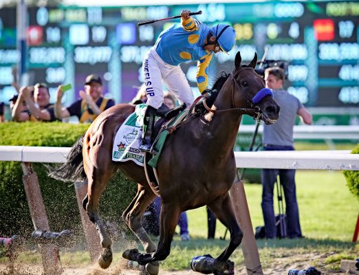 Luxury Airport Car Service for Triple Crown Horse Racing Events